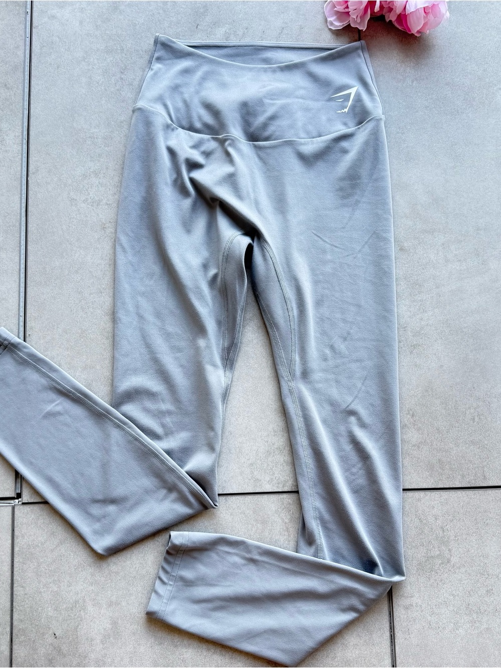 Gymshark Sportwear Leggings XS Light gray logo Skinny High waist stretch